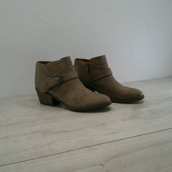 Indigo Rd. Sansun Brown Taupe Ankle Boot w/ Harness straps & buckle  Sz 6 M - Picture 8 of 12